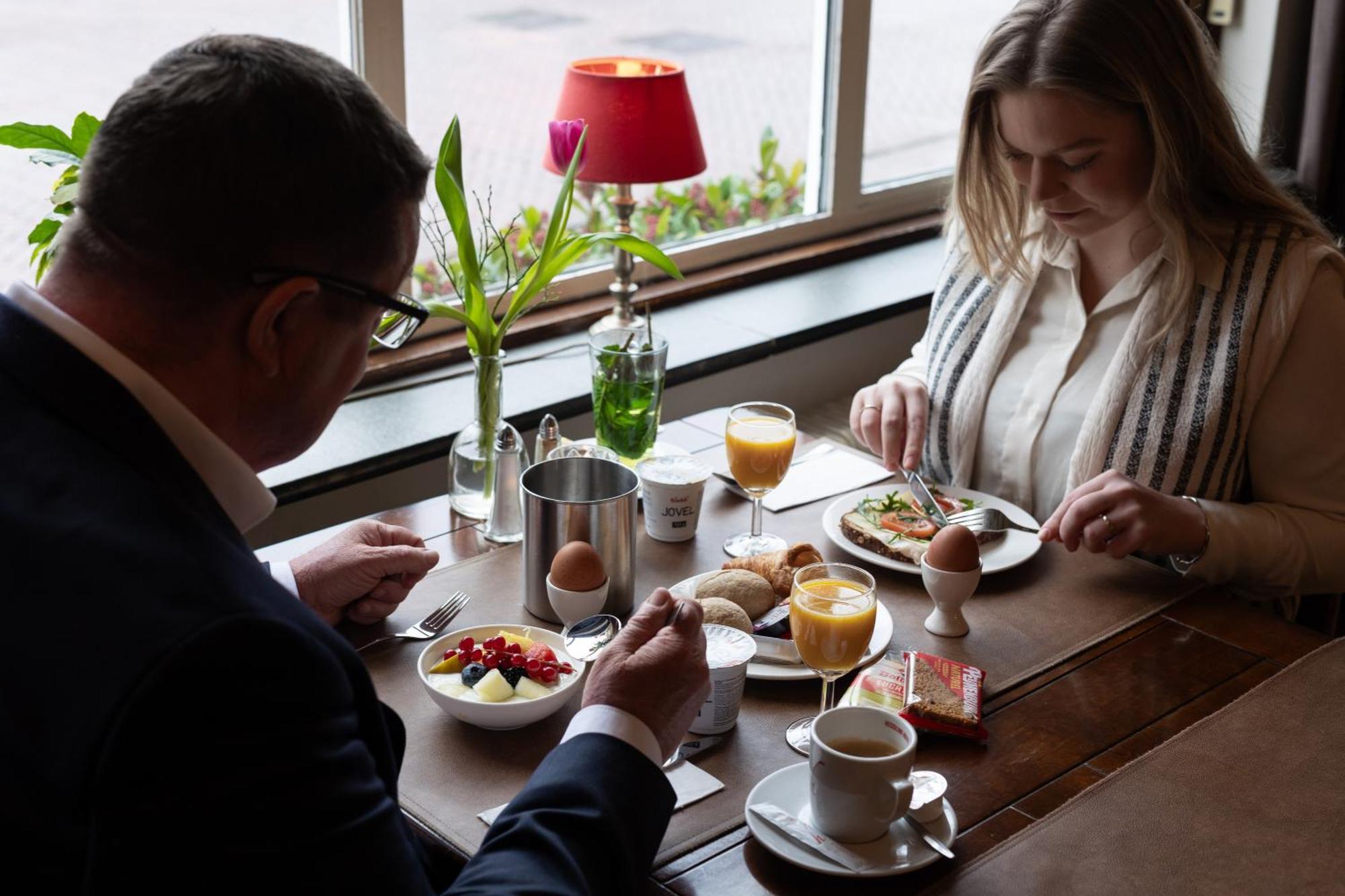 Landhotel De Hoofdige Boer Almen Eksteriør billede